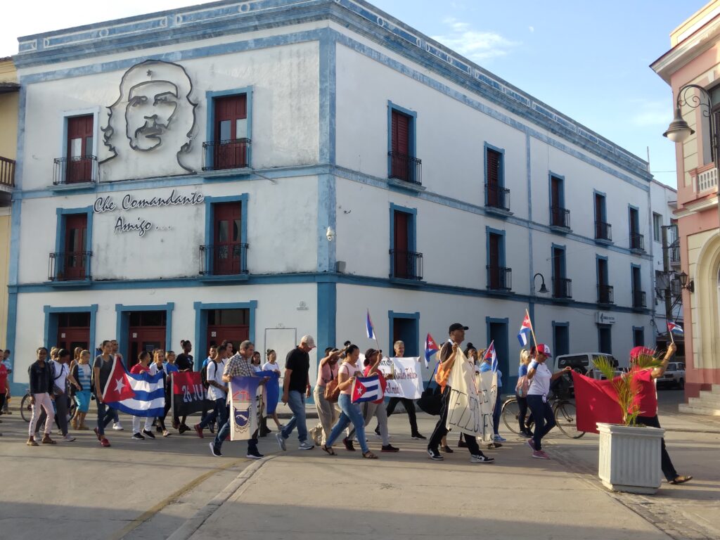 Desfile de trabajadores camagüeyanos