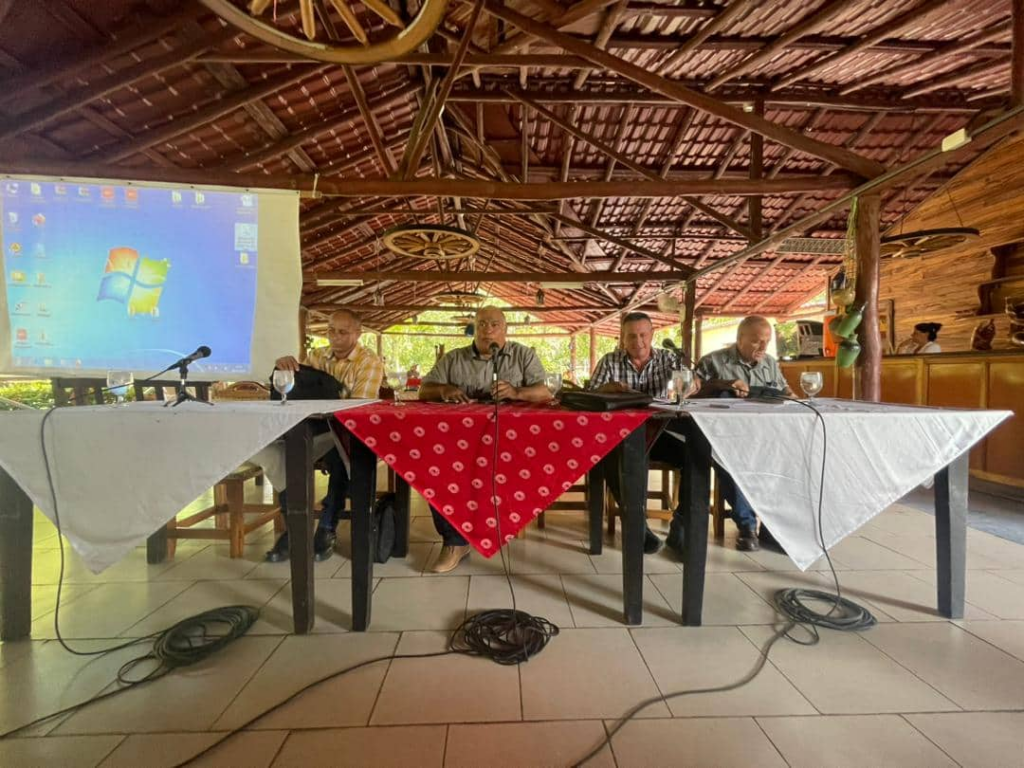 Reunión con productores camagüeyanos 