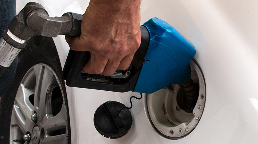 Implementan nuevas tarjetas recargables para combustible