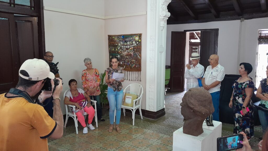 Panel in Camagüey exalts the National Poet of Cuba