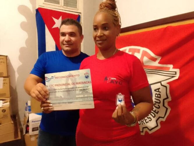 With the heart, donations for victims in Camagüey