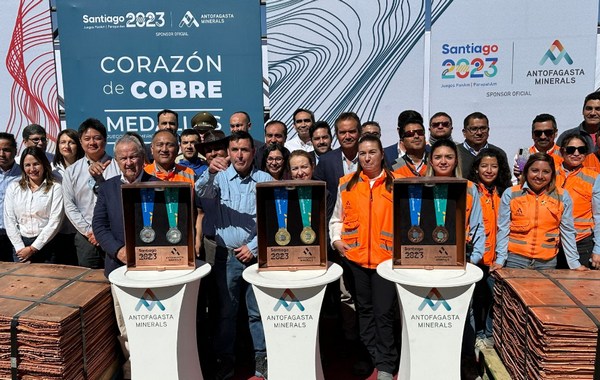Develan las medallas de los Juegos Panamericanos Santiago 2023