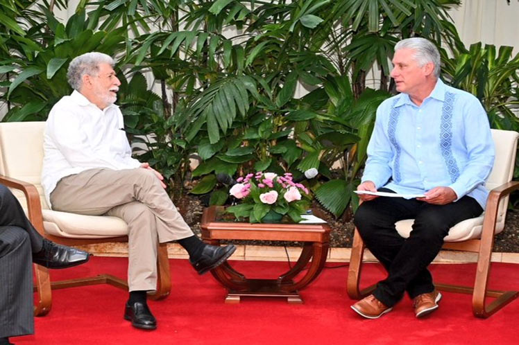 Presidente de Cuba recibió a jefe de la Asesoría Especial de Brasil