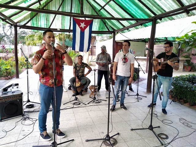 En Camagüey un espacio para la décima y la música campesina
