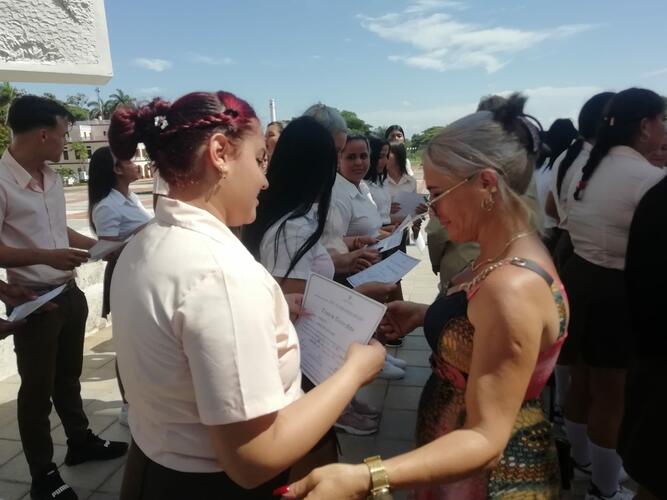 Ubicación laboral en Camagüey para graduados de politécnicos y escuelas de oficios