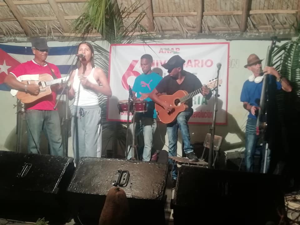 De gira por Camagüey artistas del programa Palmas y Cañas