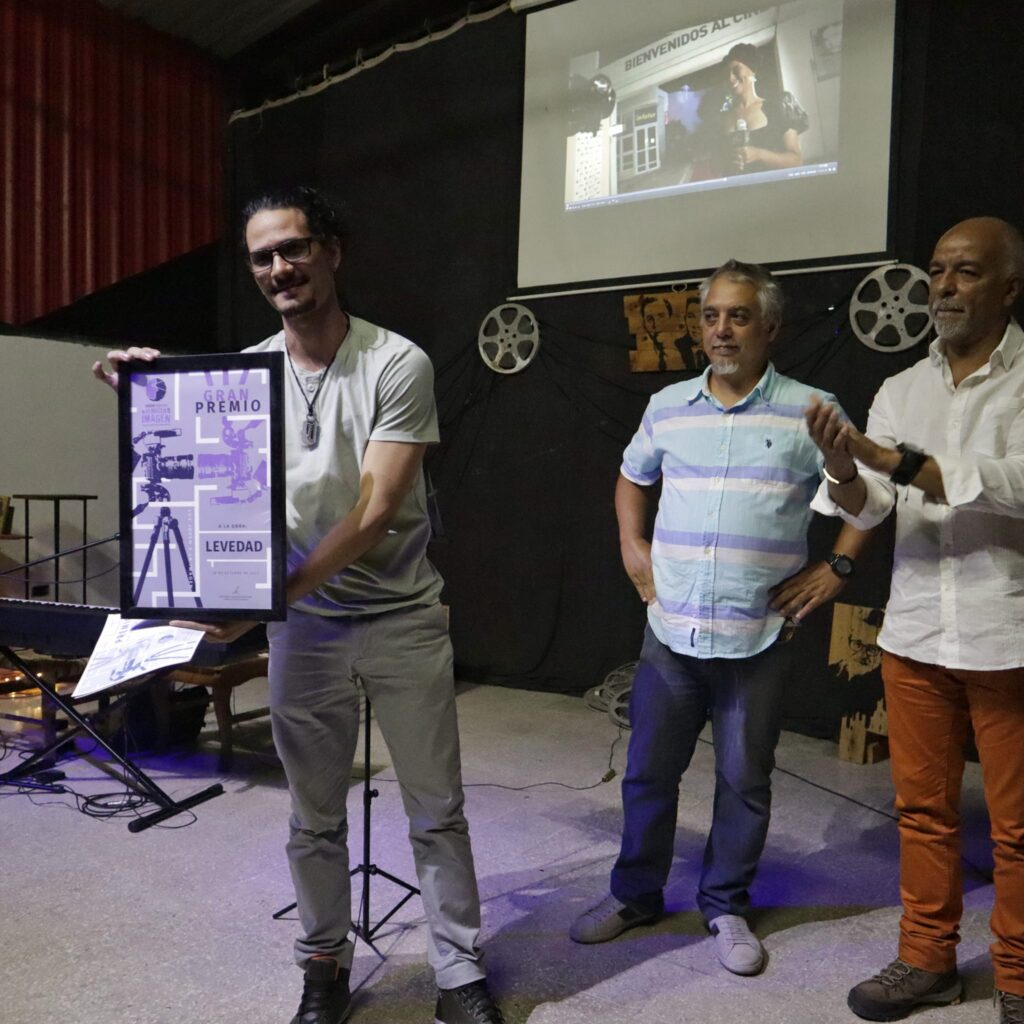 Camagüey's work wins the City Lights Award