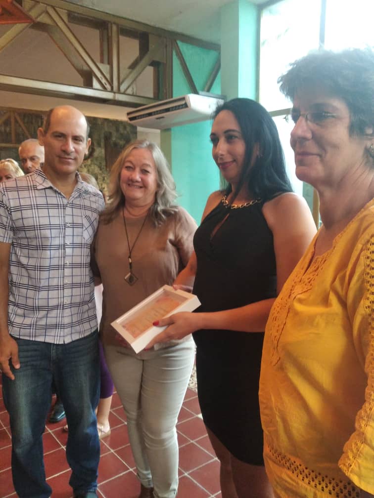 Reconocen en Camagüey a entidades destacadas en la gestión de archivos