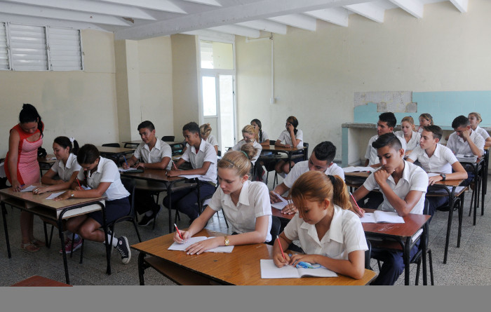 Trabaja la Educación en Camagüey por un curso escolar superior