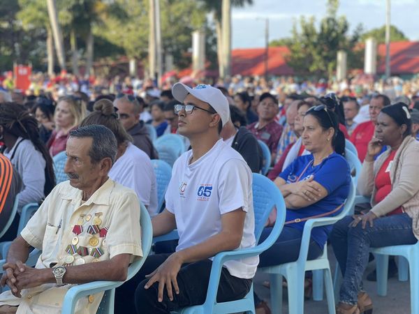Conmemoran en Camagüey el Aniversario 65 del Triunfo de la Revolución
