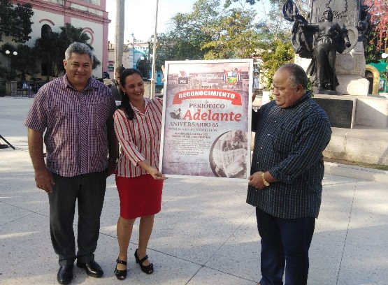 Adelante newspaper celebrated in Camagüey on its 65th anniversary