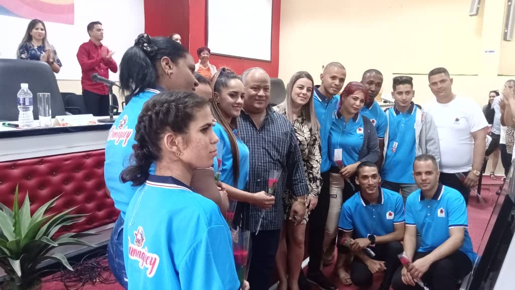 Young people from Camagüey ratify the will to create and transform together with the Revolution