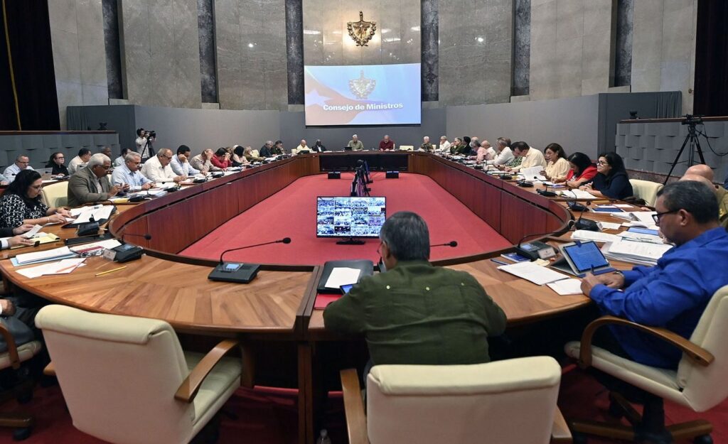 Procesos políticos en Cuba acompañarán las proyecciones del Gobierno