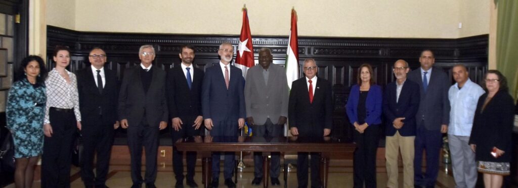 Cuba y Hungría por fortalecer nexos de cooperación interparlamentaria