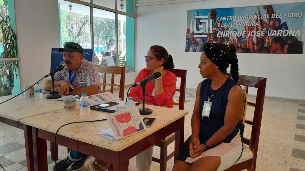 De Brasil, Isabel Monal y López Sacha en la primera jornada de la Feria del Libro