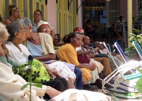 In Camagüey, community care for vulnerable people is improved