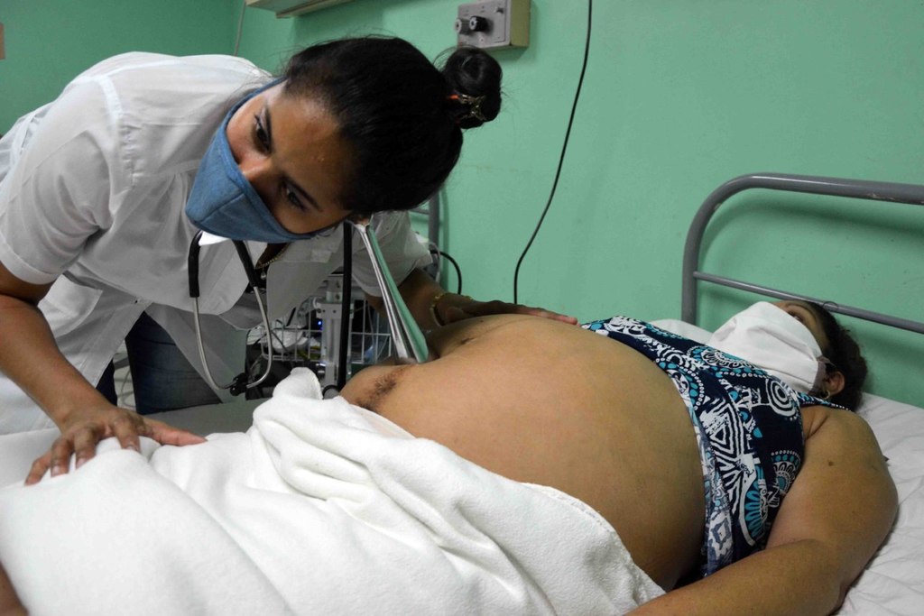 The Maternal and Child Care Program (PAMI) work in Camagüey for the increase in birth rates