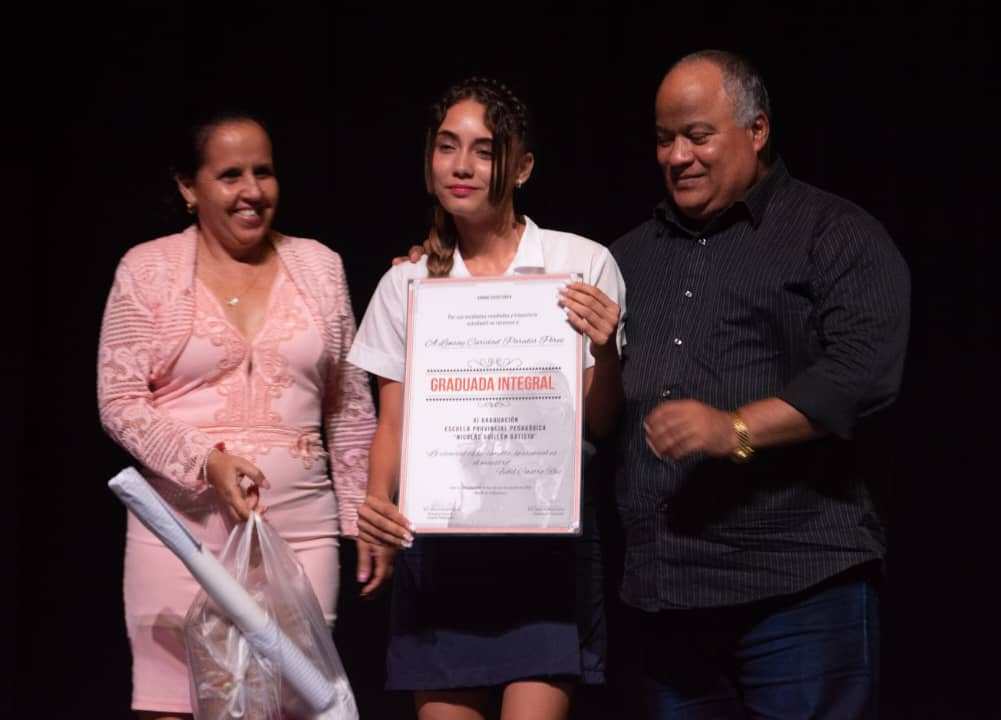 Destaca joven camagüeyana por excelentes aptitudes pedagógicas