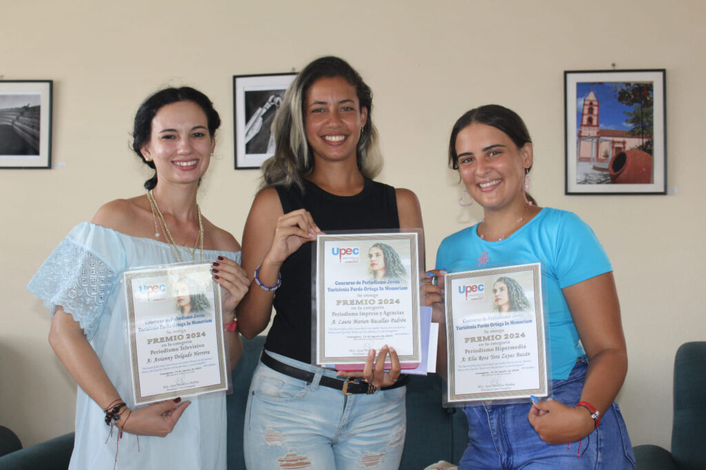 Reconocen en Camagüey a jóvenes periodistas con buen hacer