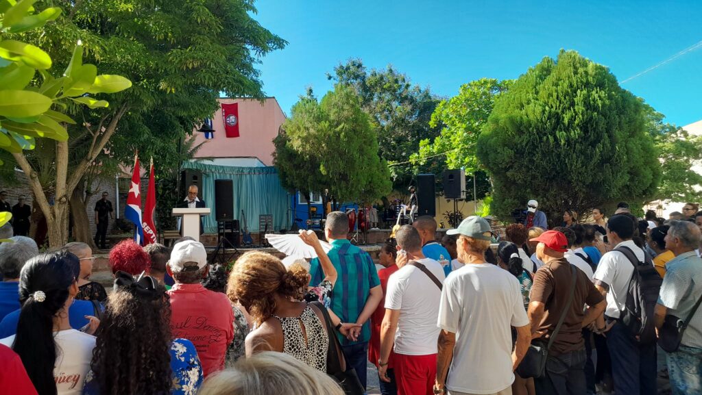 Conmemoran en Camagüey aniversario 64 de los Comités de Defensa de la Revolución