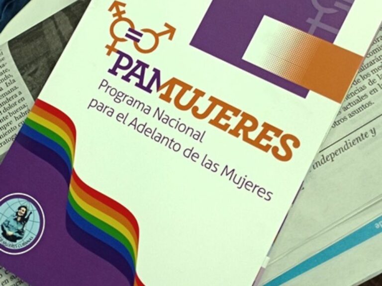 Evalúan en Camagüey Programa Nacional para el adelanto de las mujeres