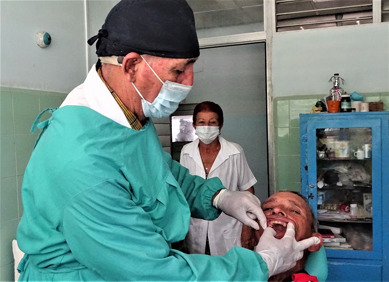 Bucomaxillofacial prosthesis promoted in Camagüey