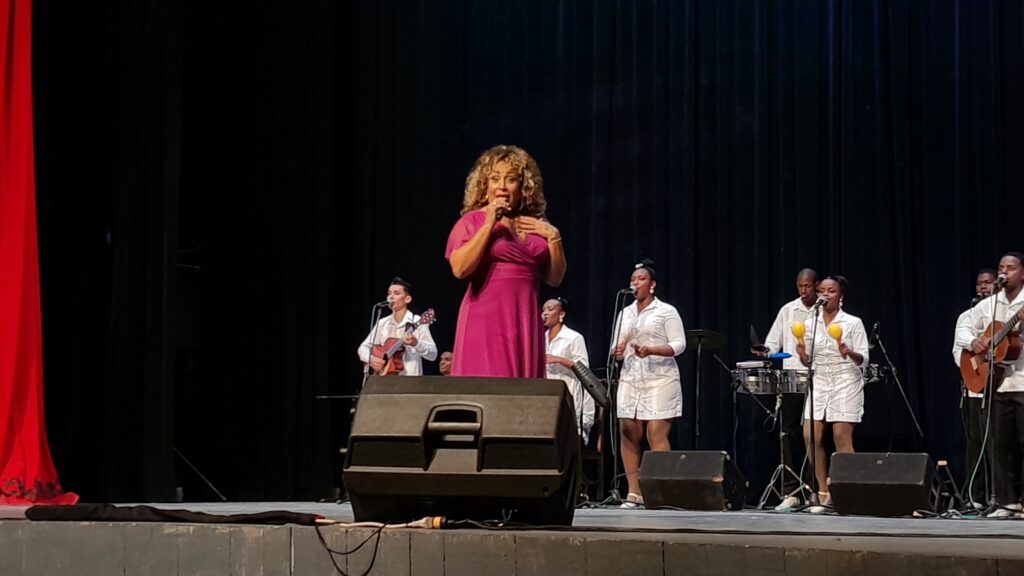 La música protagonizó Festival Internacional Camagua Folk Dance