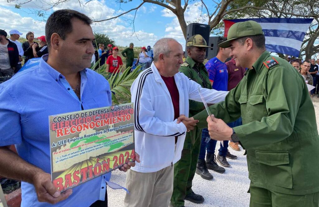 Elevan en Camagüey preparación ante riesgos, amenazas y agresiones