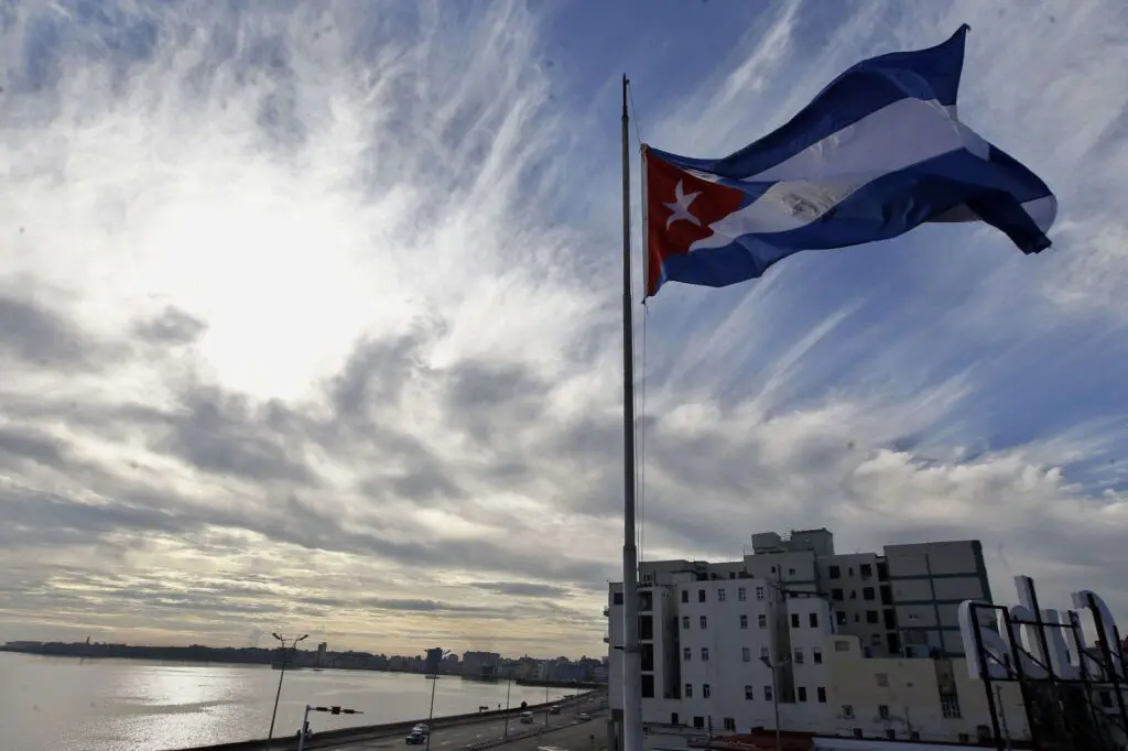 En el espíritu del Jubileo Ordinario de 2025, libera el Estado cubano a personas que cumplen sanción